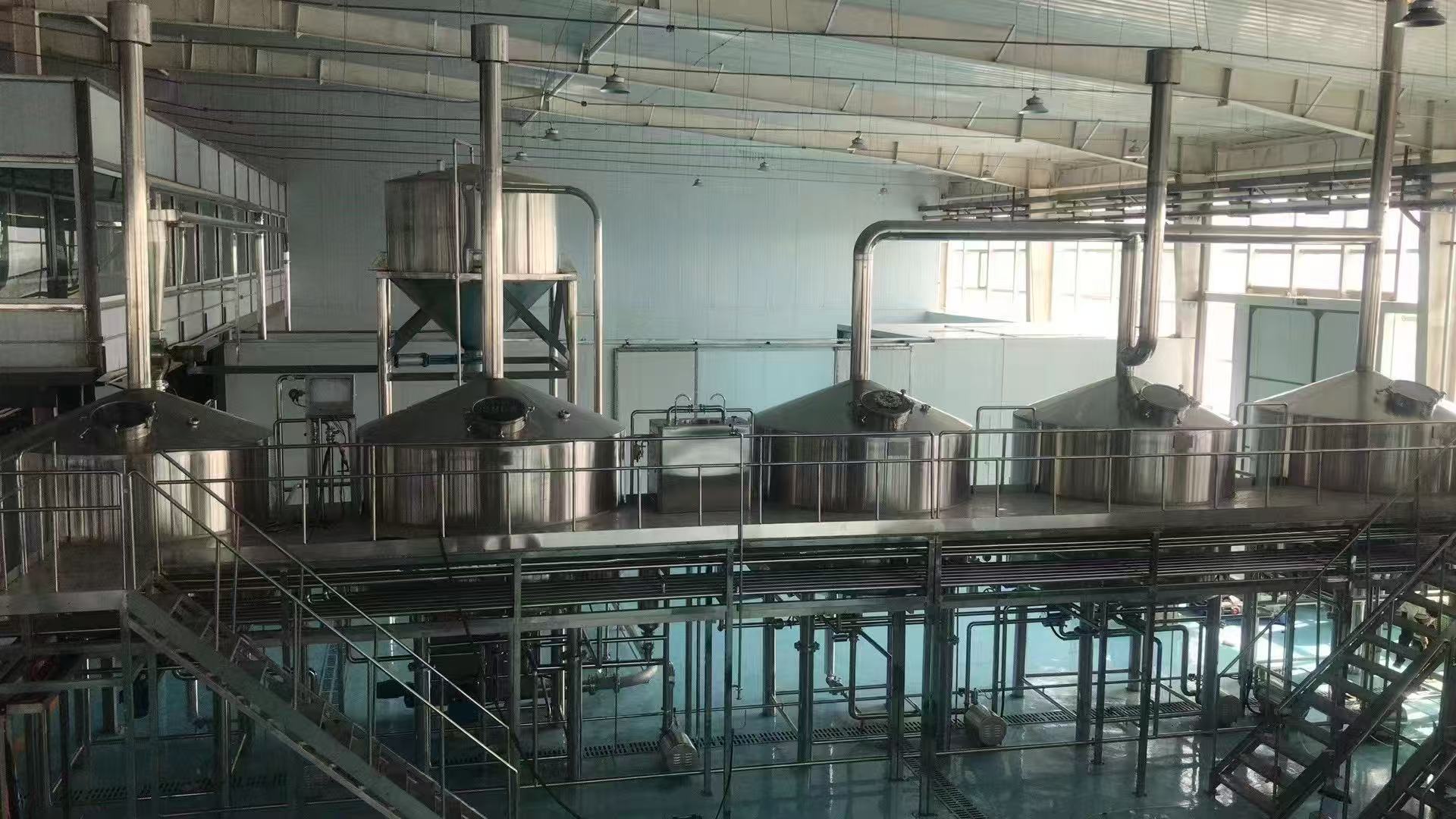 福海精酿啤酒设备厂—精酿啤酒设备主要生产工艺与核心技术